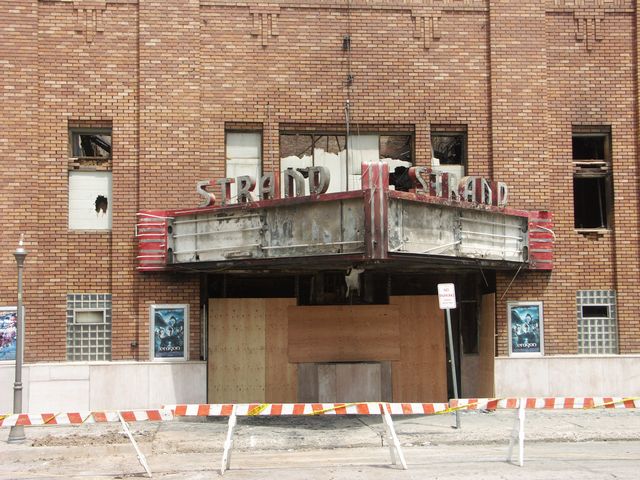 tn_2007 05 10 Strand Theater 065